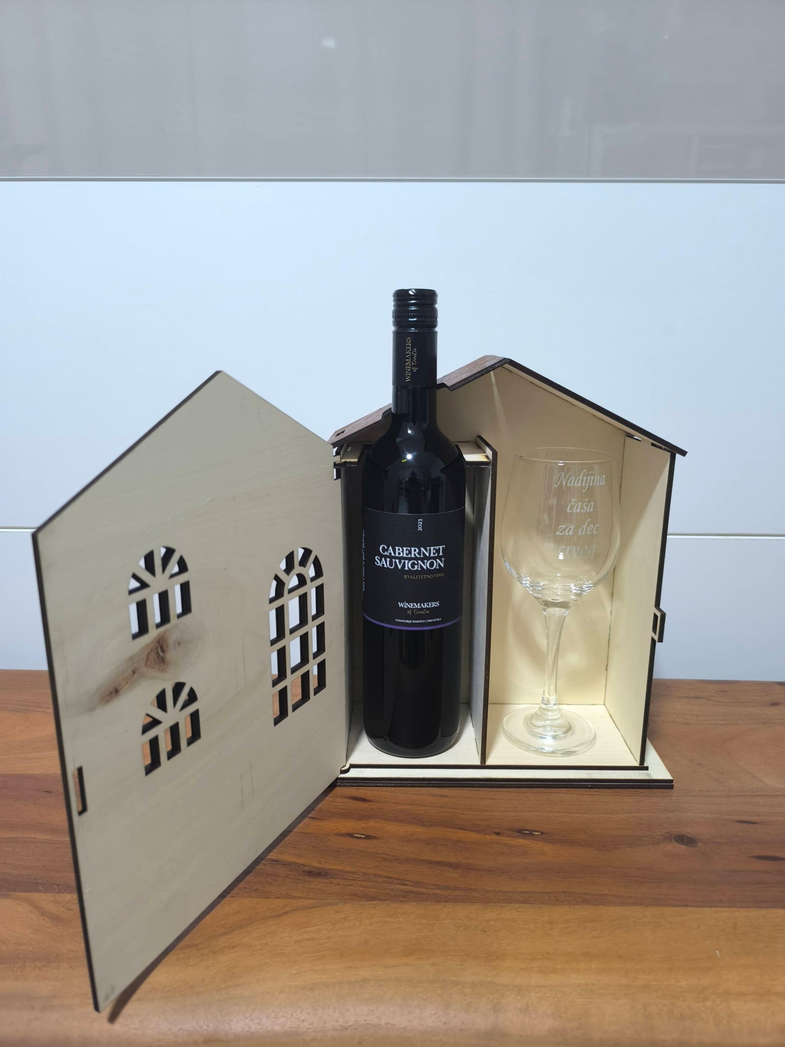 Personalizirana kutija za vino